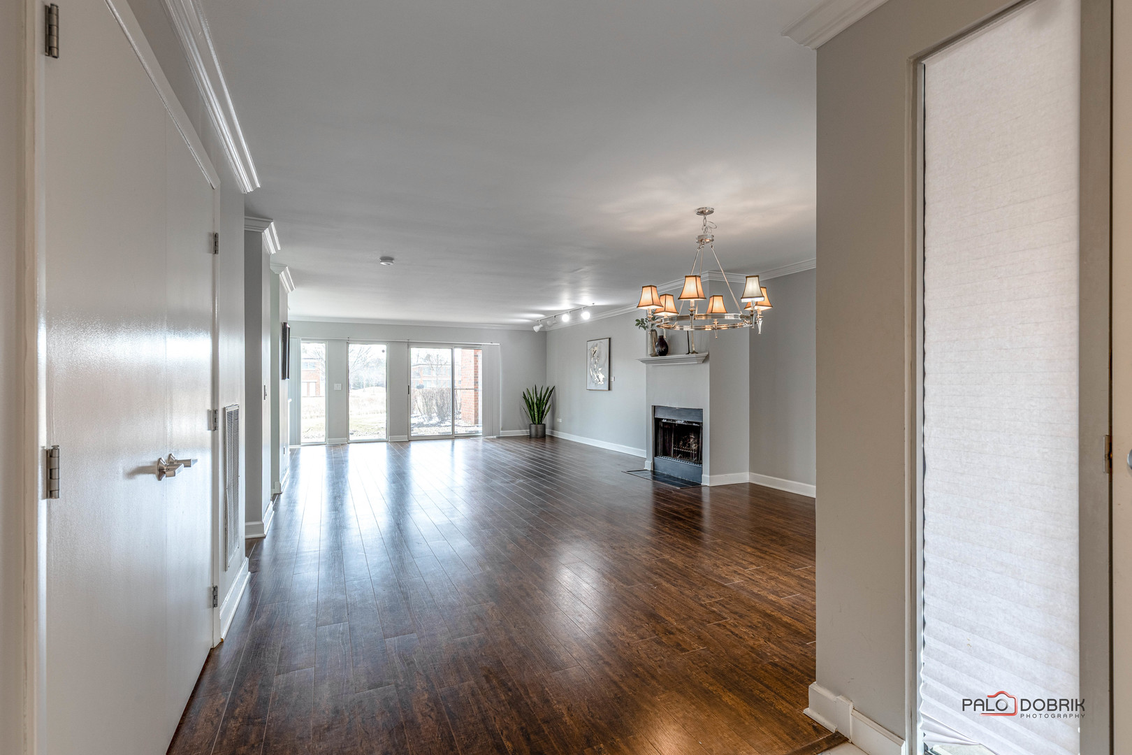 513 Kelburn Road Deerfield, IL 60015 - Photo 4 of 39 Gallery Image 4
