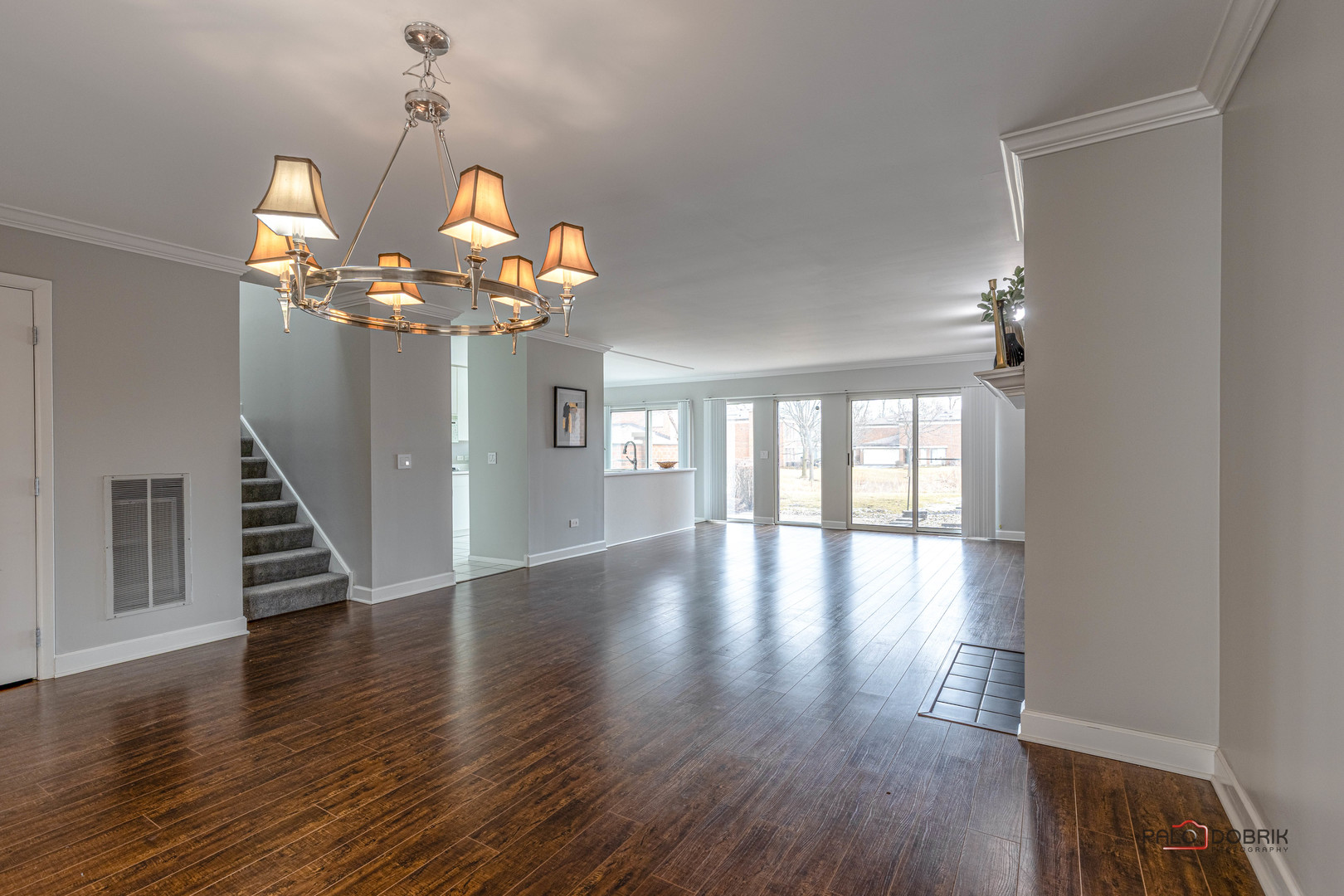 513 Kelburn Road Deerfield, IL 60015 - Photo 8 of 39 Gallery Image 8