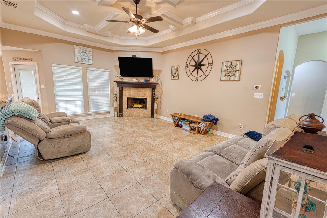 2546 Retta Drive Corpus Christi, TX 78418 - Photo 4 of 19