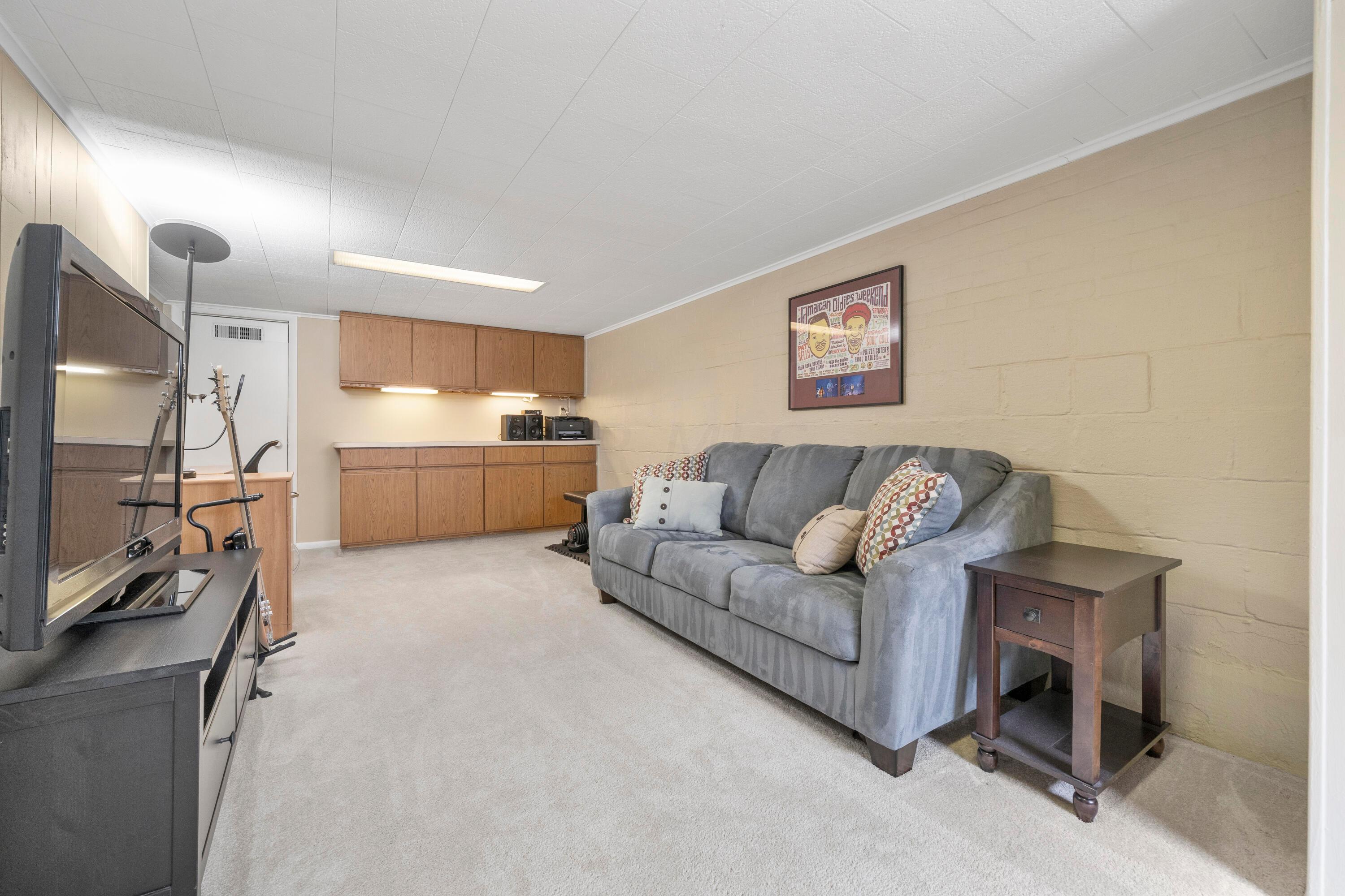 859 South Remington Road Bexley, OH 43209 - Photo 46 of 64 DSC05911