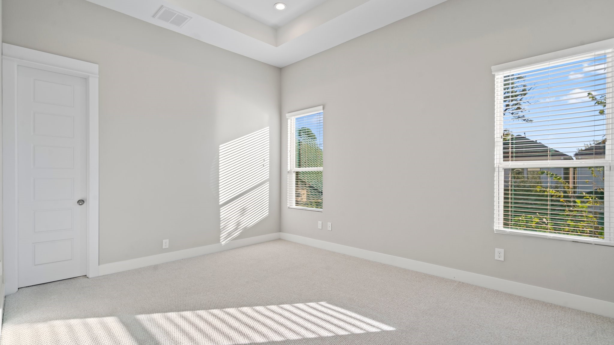 814 Thornton Road, Unit F Houston, TX 77018 - Photo 9 of 16 Gallery Image 9