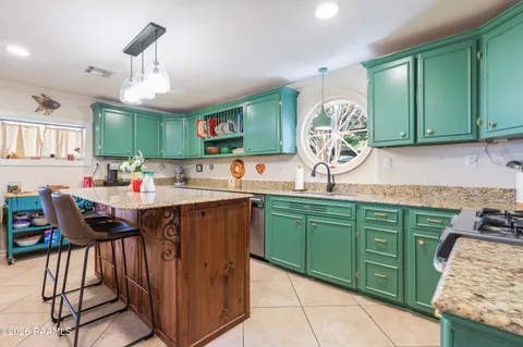 $425,000 | 216 Louise Drive, Lafayette, LA 70506
