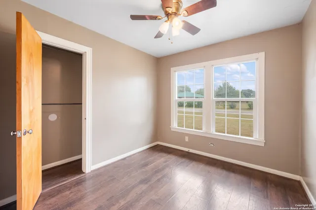 $210,000 | 211 South Hackberry Street, Marion, TX 78124