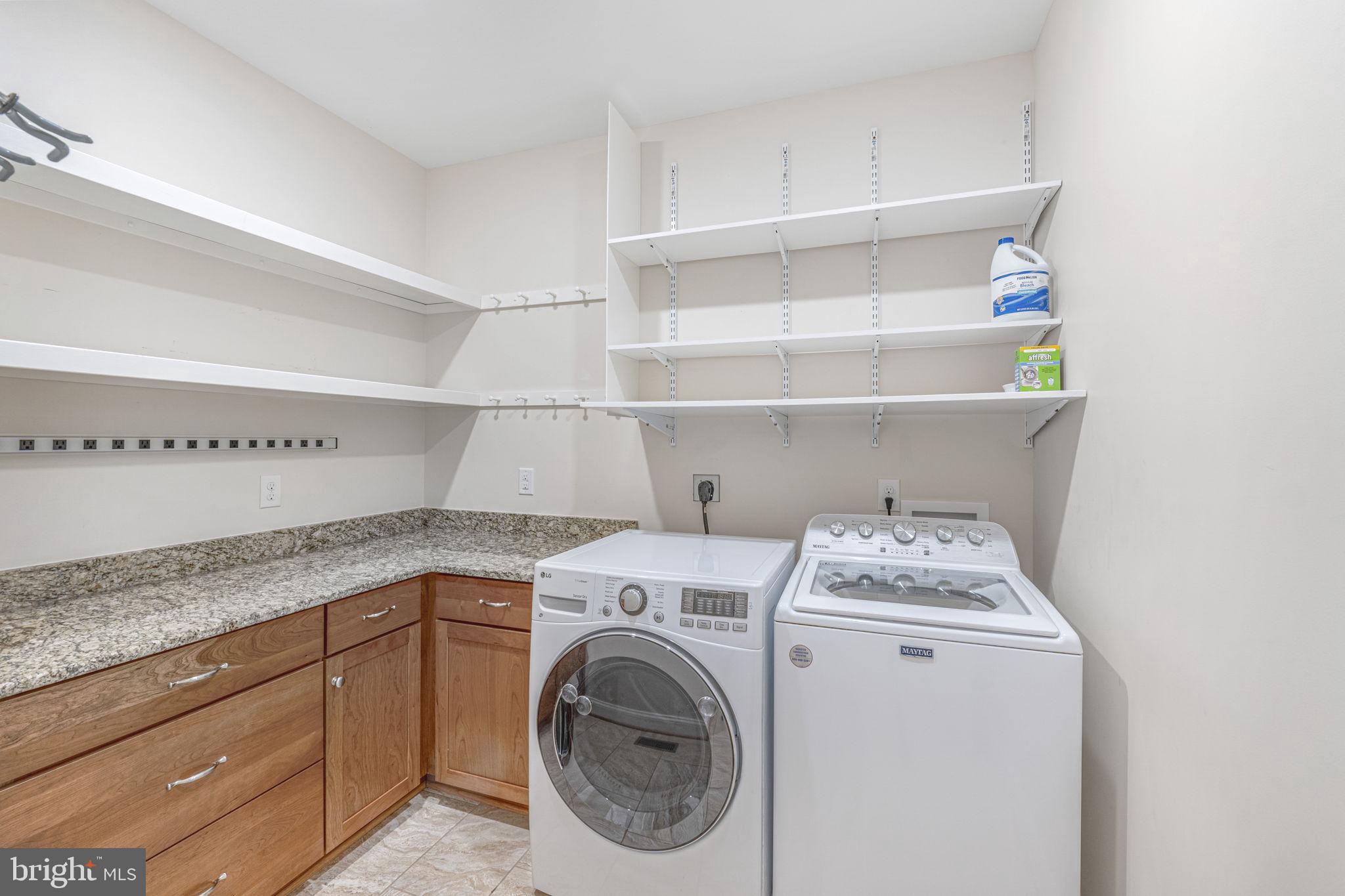 1185 Belle Meade Road Bumpass, VA 23024 - Photo 35 of 116 a utility room with dryer and washer