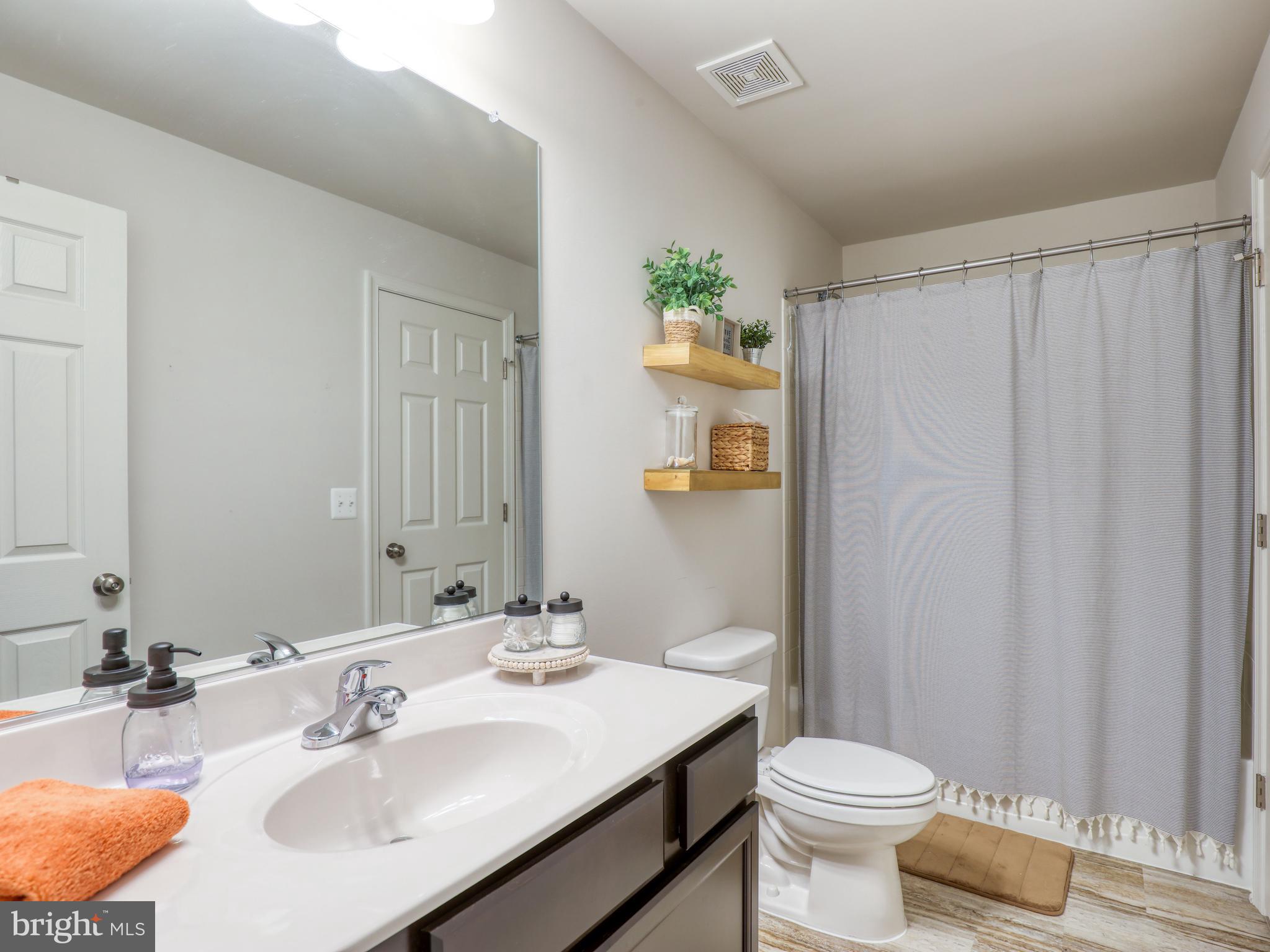 108 Jewel Stephenson, VA 22656 - Photo 30 of 39 Full bath w/bedroom and hall access in lower level