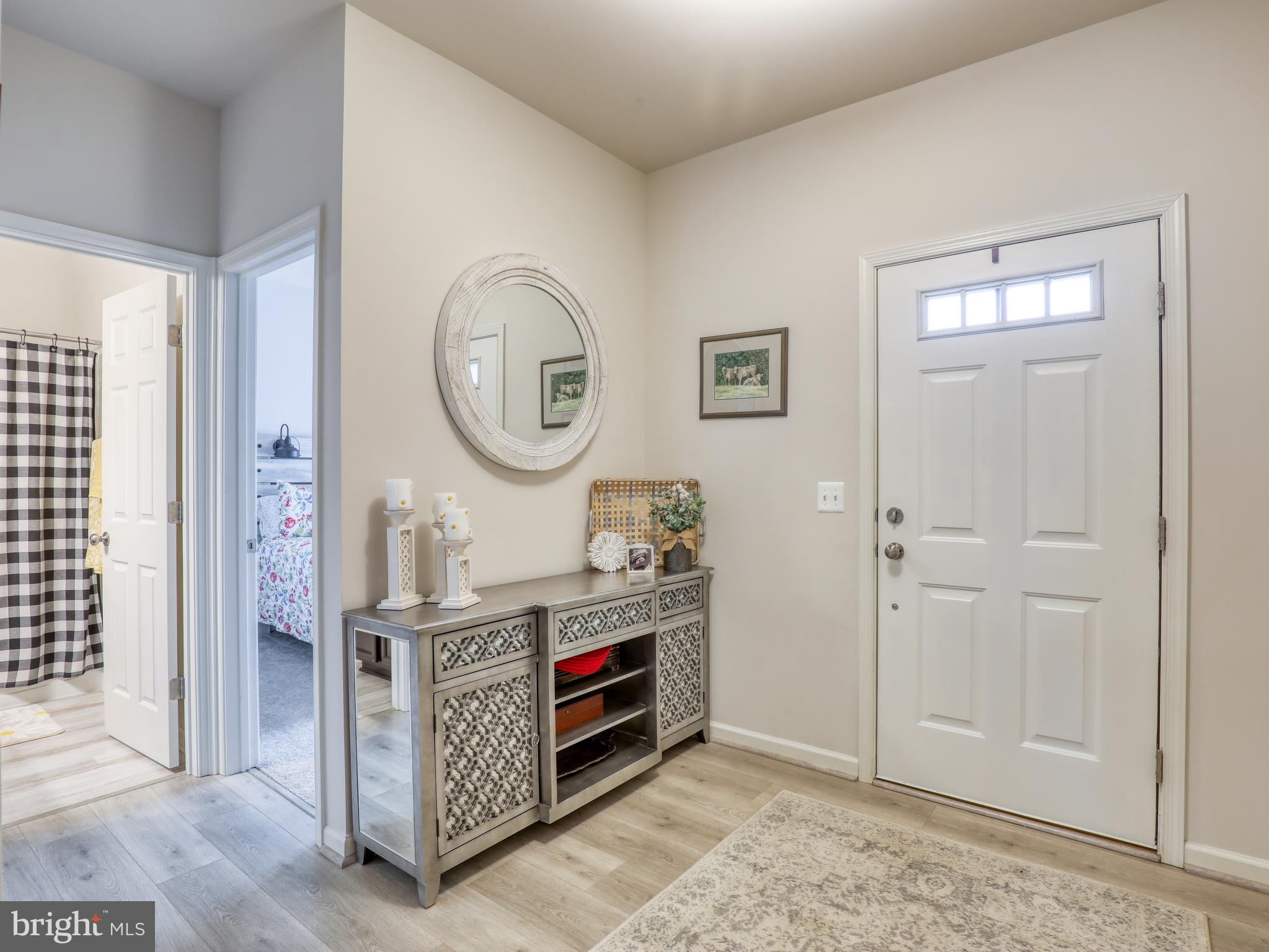 108 Jewel Stephenson, VA 22656 - Photo 5 of 39 Foyer