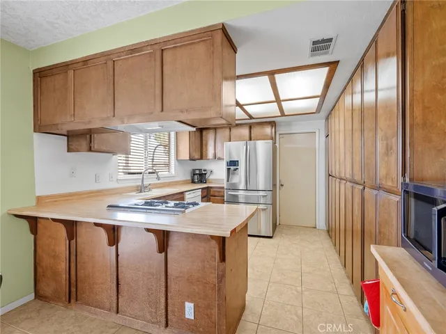 $395,000 | 15476 Pahute Street, Victorville, CA 92395