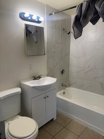 $2,000 | 14 2nd Street, Unit 3, Lowell, MA 01850