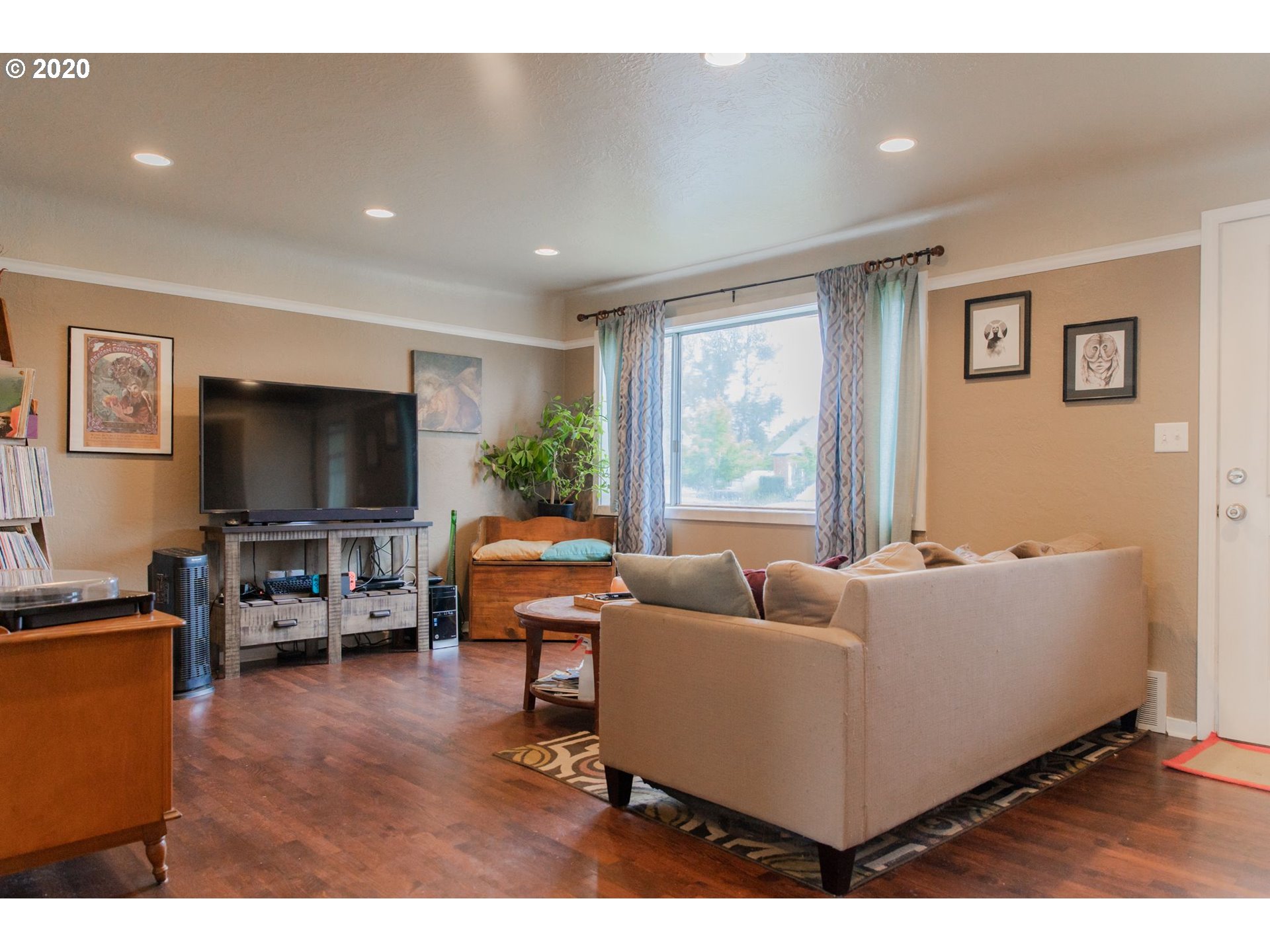 3351 Elmira Road Eugene, OR 97402 - Photo 2 of 17 Gallery Image 2