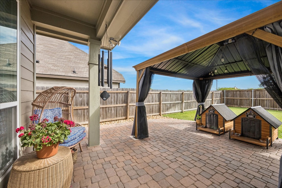 1440 Lake Ridge Drive Brenham, TX 77833 - Photo 3 of 23