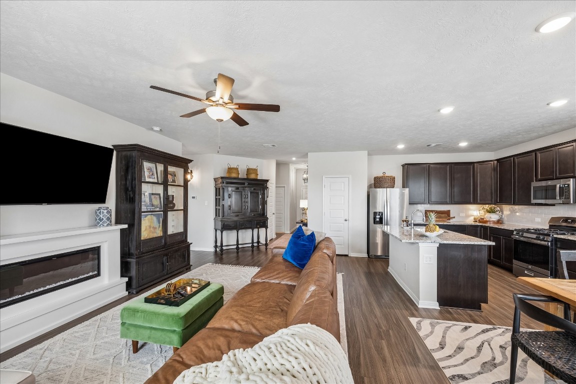 1440 Lake Ridge Drive Brenham, TX 77833 - Photo 6 of 23