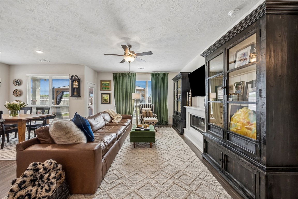 1440 Lake Ridge Drive Brenham, TX 77833 - Photo 8 of 23