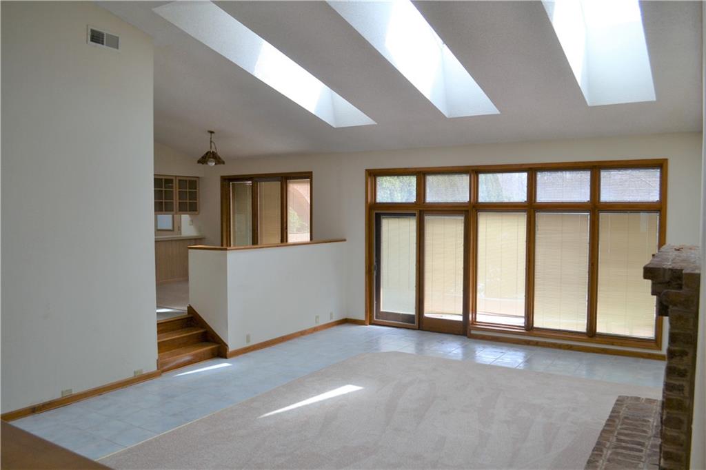 270 Wilson Road Worthington, PA 16262 - Photo 4 of 25