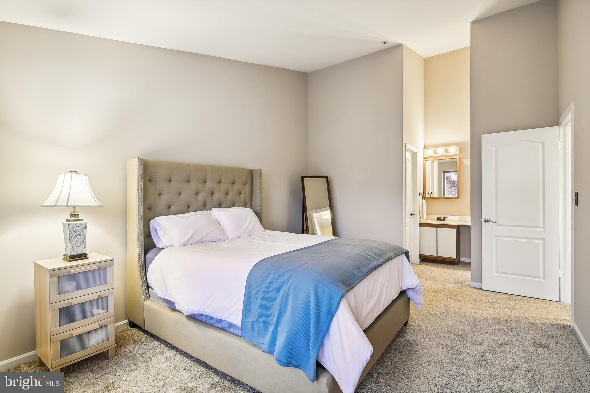 8382 Montgomery Run Road, Unit I Ellicott City, MD 21043 - Photo 21 of 37 primary bedroom