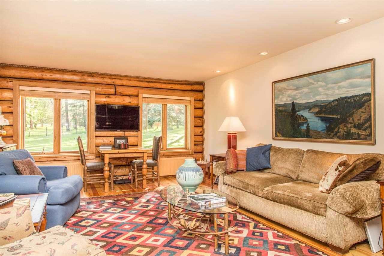 6301 South Conklin Road Greenacres, WA 99016 - Photo 4 of 20