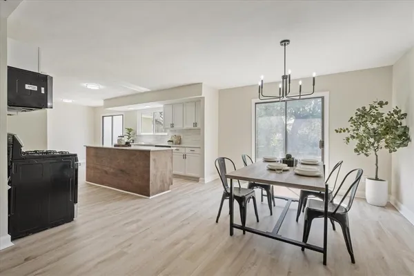 $418,000 | 2905 Lakewood Drive, Denton, TX 76207