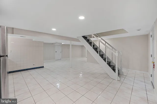 a view of an entryway