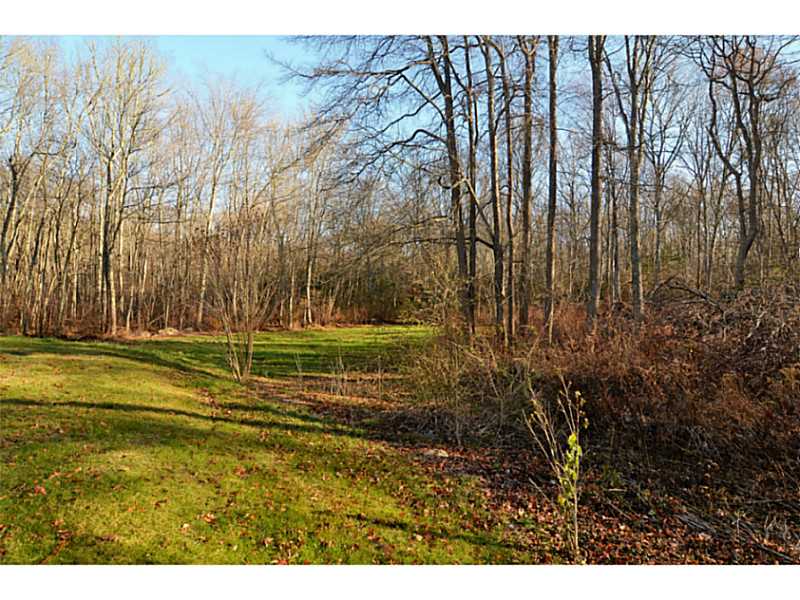 1109 E Road Tiverton, RI 02878 - Photo 2 of 24 Yard/Garden.