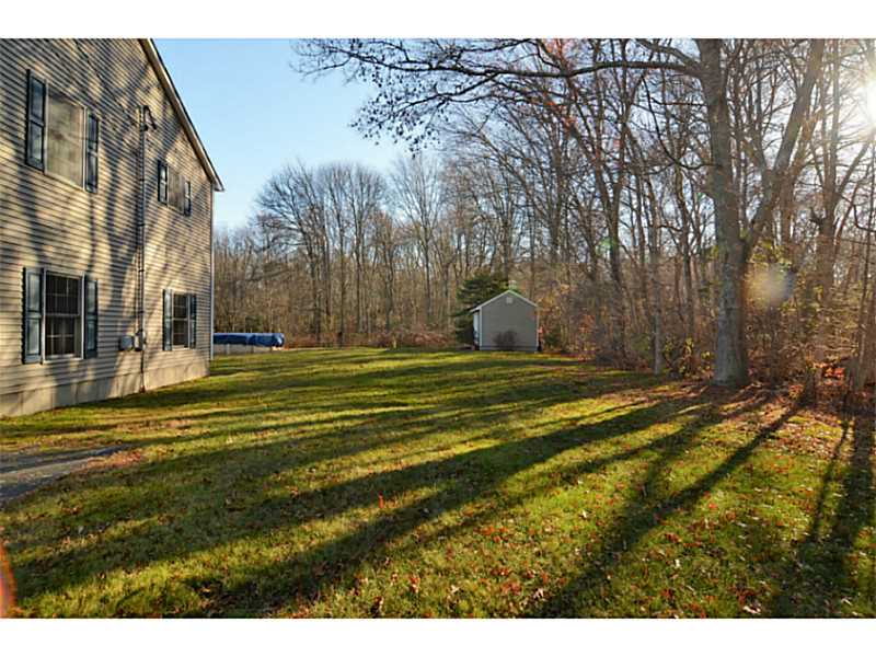 1109 E Road Tiverton, RI 02878 - Photo 22 of 24 Yard/Garden.