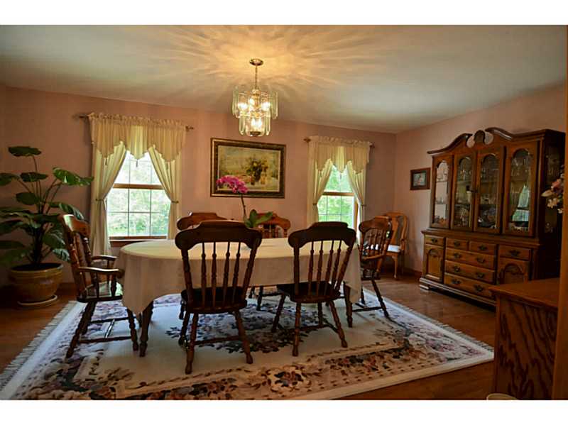 1109 E Road Tiverton, RI 02878 - Photo 9 of 24 Dining Room.