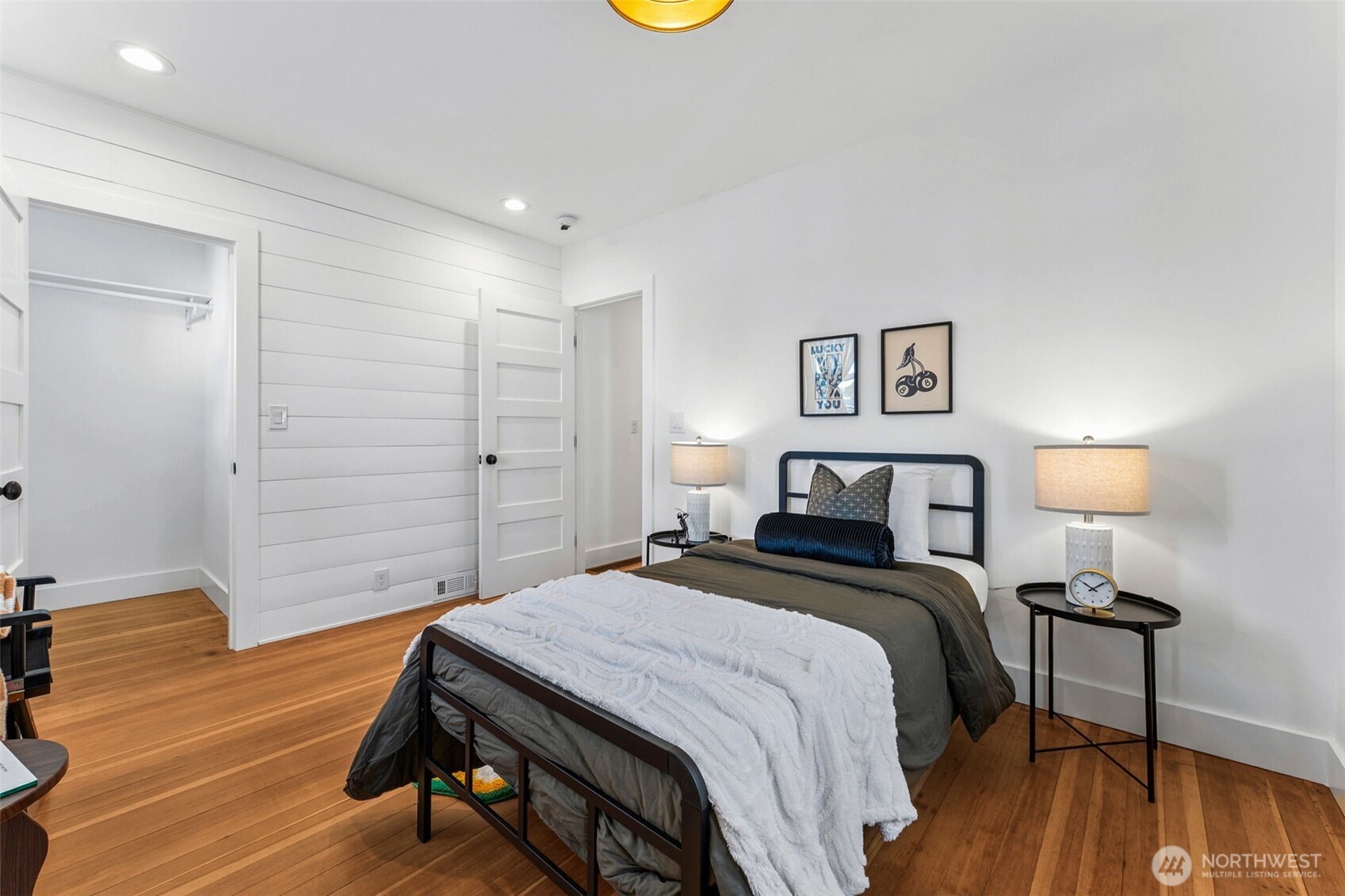 6010 49th Avenue Southwest Seattle, WA 98136 - Photo 18 of 32