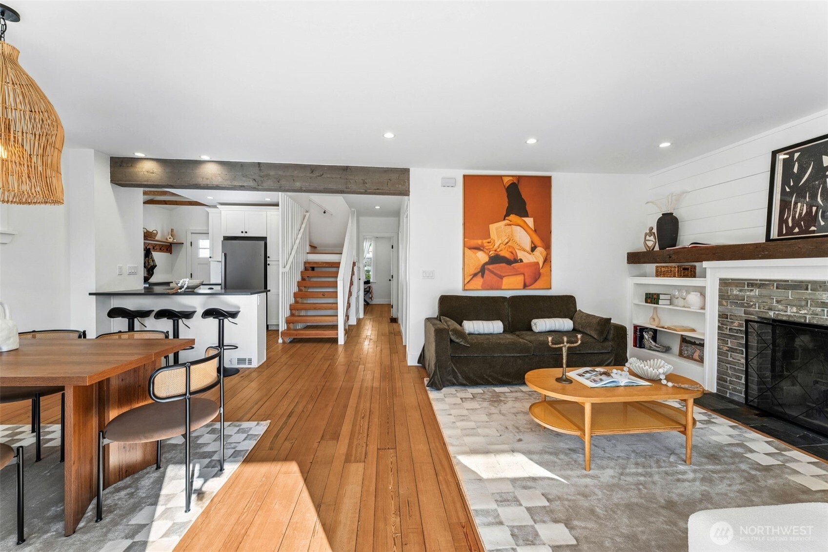 6010 49th Avenue Southwest Seattle, WA 98136 - Photo 4 of 32