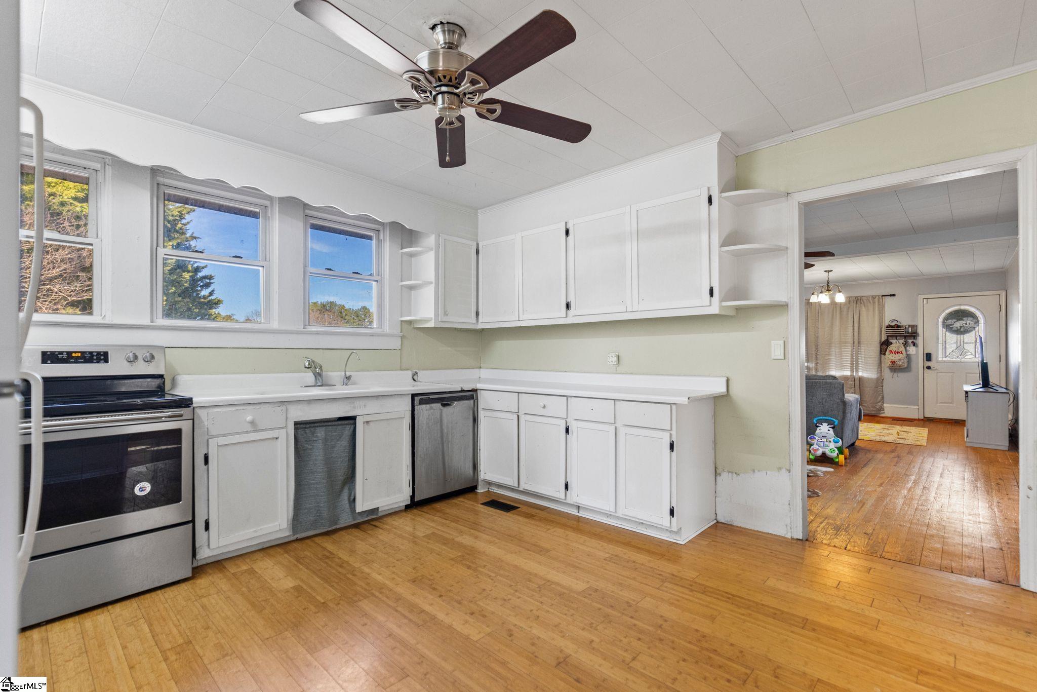 803 Concord Church Road Pickens, SC 29671 - Photo 9 of 44