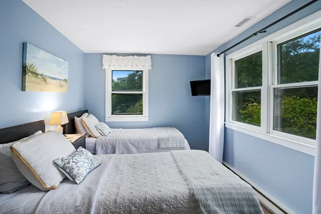 $9,500 | 155 Skiff Avenue, Tisbury, MA 02568