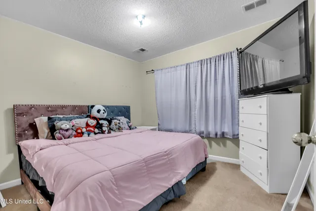 $245,000 | 124 Oakleigh Drive, Batesville, MS 38606