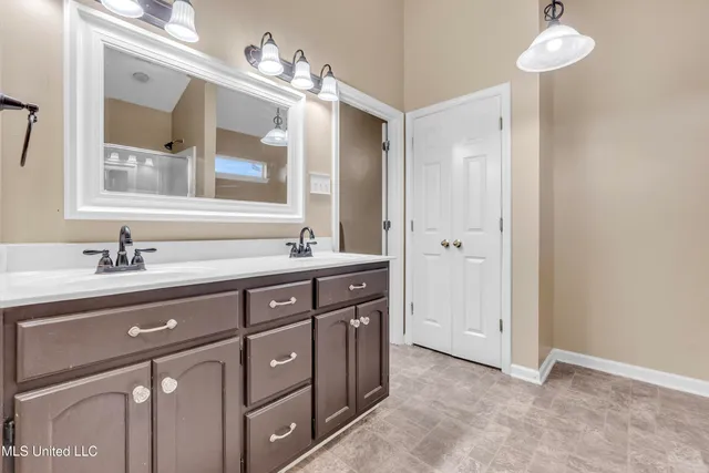 $245,000 | 124 Oakleigh Drive, Batesville, MS 38606