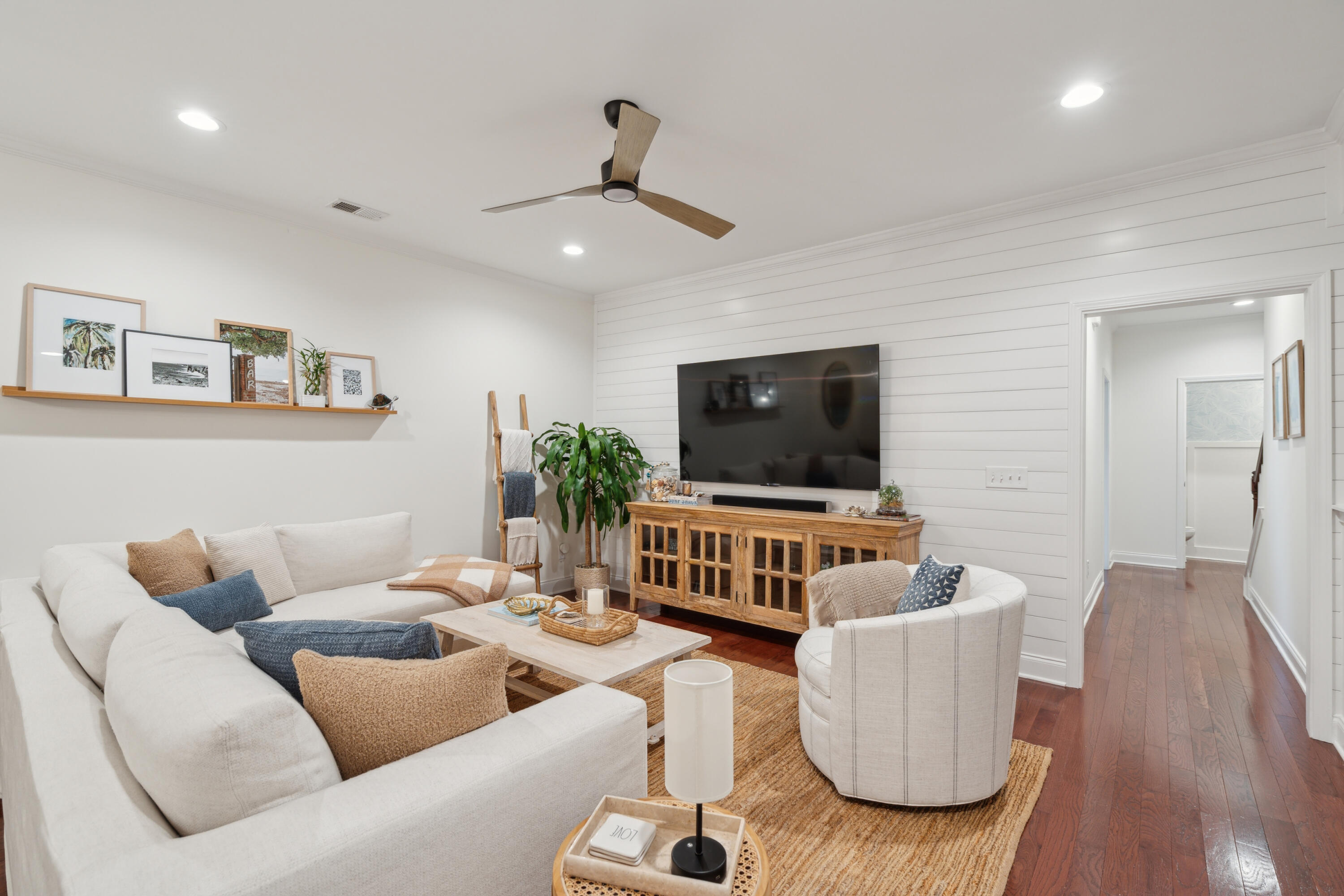 1200 Dingle Road Mount Pleasant, SC 29466 - Photo 12 of 35 1200DingleRd-KeenEyeMarketing-009