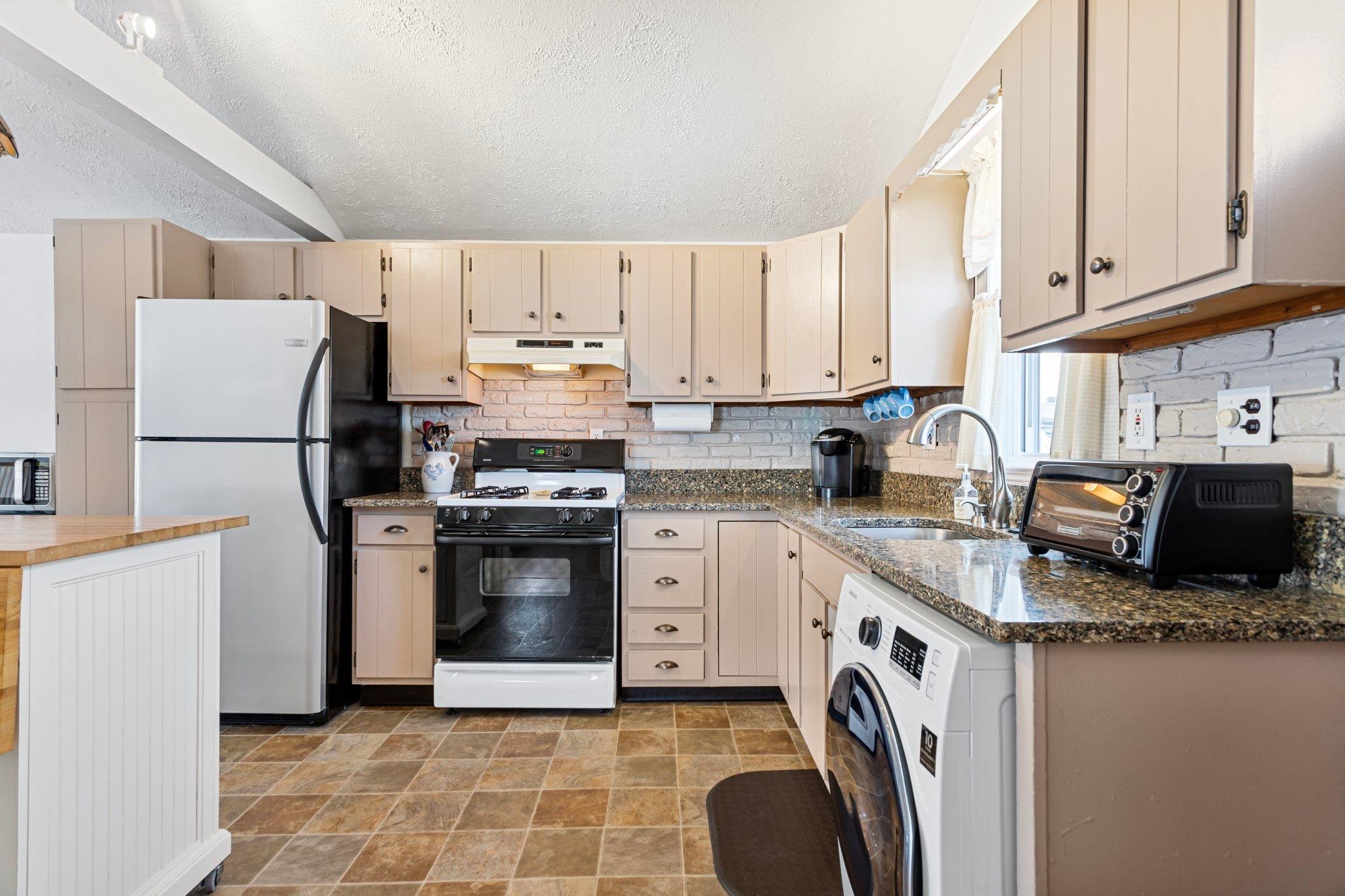 58 Brown Avenue Hampton, NH 03842 - Photo 24 of 26