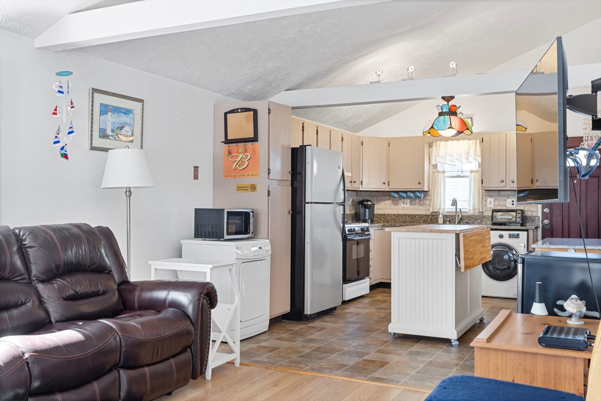 58 Brown Avenue Hampton, NH 03842 - Photo 5 of 26