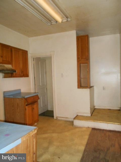 915 Ridge Avenue Darby, PA 19023 - Photo 6 of 21 kitchen