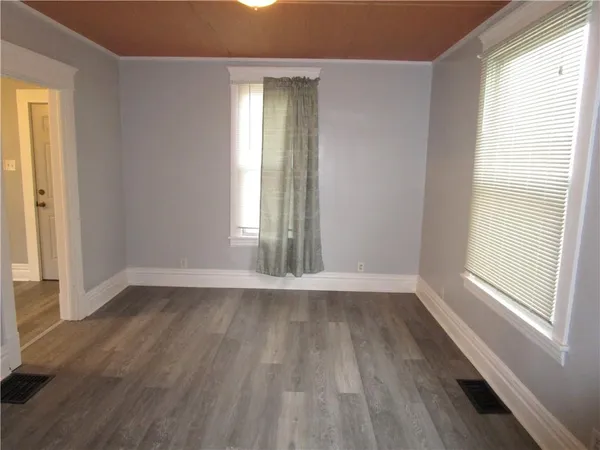 $115,000 | 1228 North Sharpsville Avenue, Sharon, PA 16146