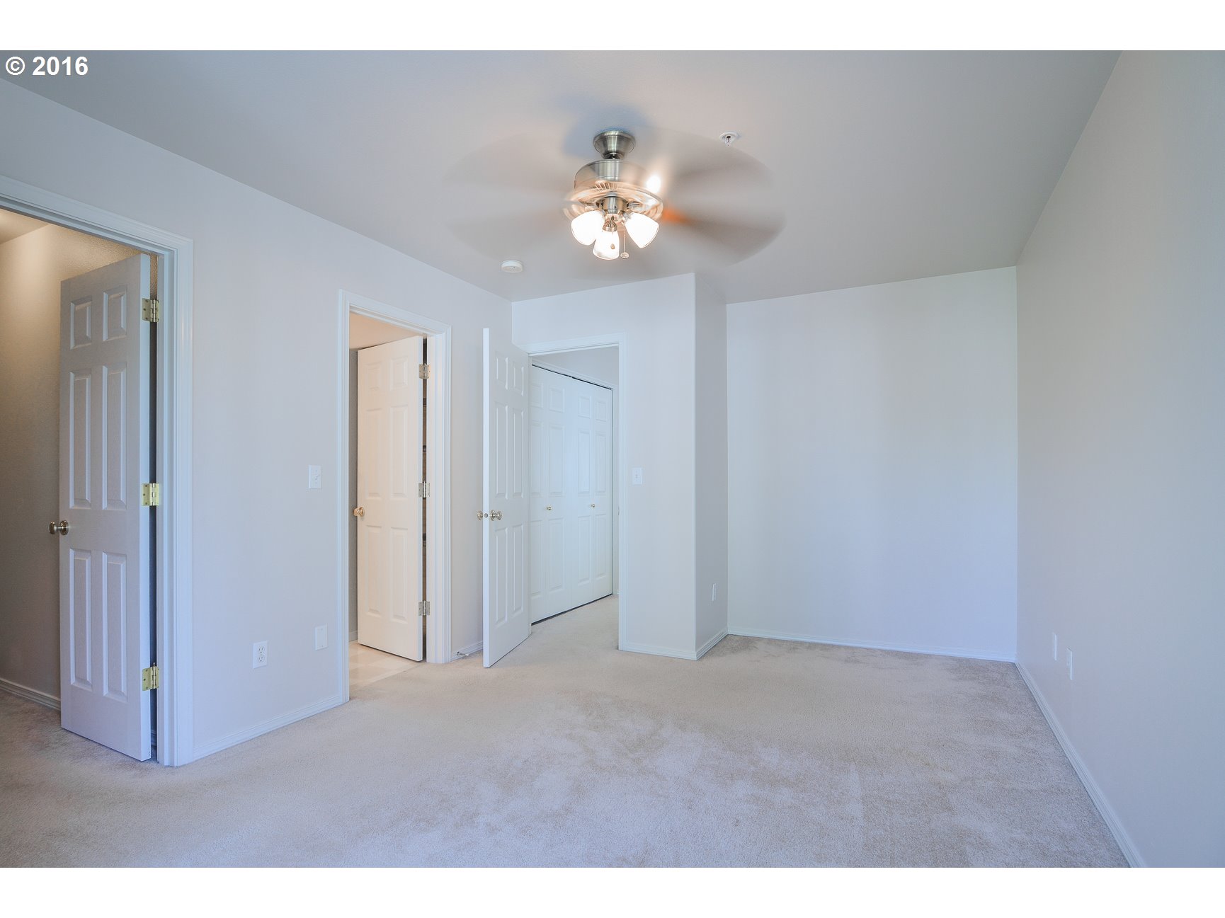 14182 Southwest Barrows Road, Unit 4 Tigard, OR 97223 - Photo 23 of 32 Gallery Image 23