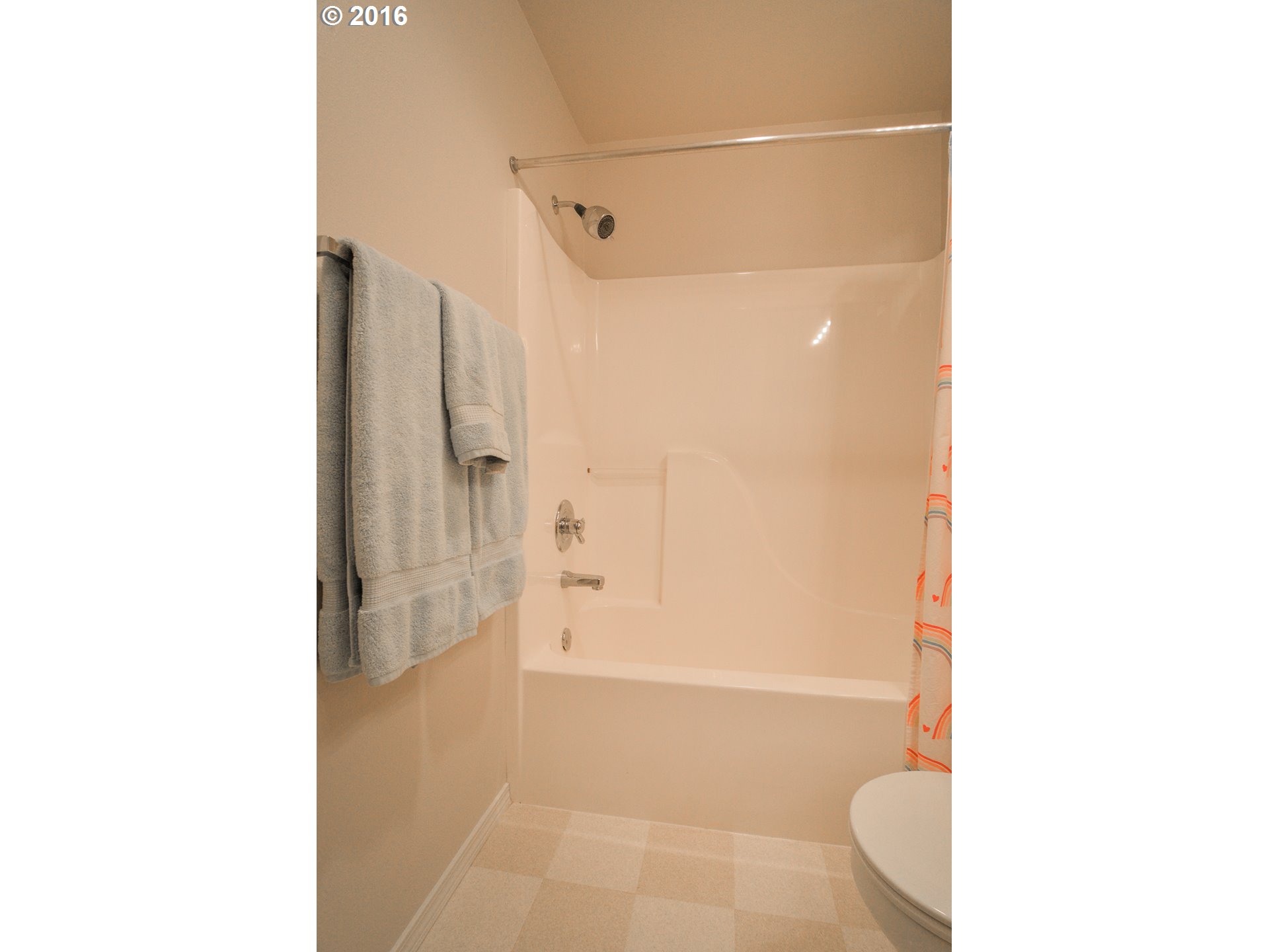 14182 Southwest Barrows Road, Unit 4 Tigard, OR 97223 - Photo 25 of 32 Gallery Image 25