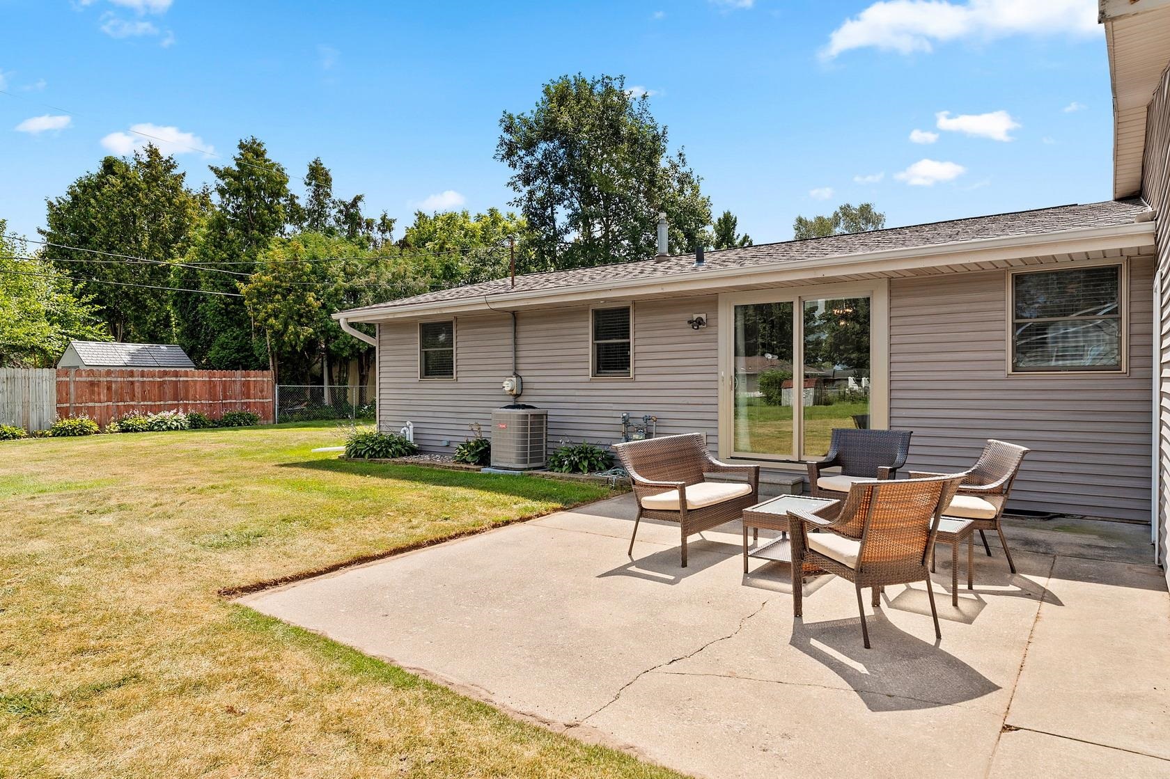 487 Superior Road Green Bay, WI 54311 - Photo 34 of 50 Gallery Image 34