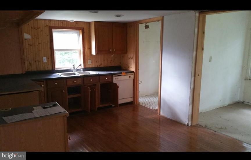 2737 Marston Road New Windsor, MD 21776 - Photo 3 of 6 Kitchen