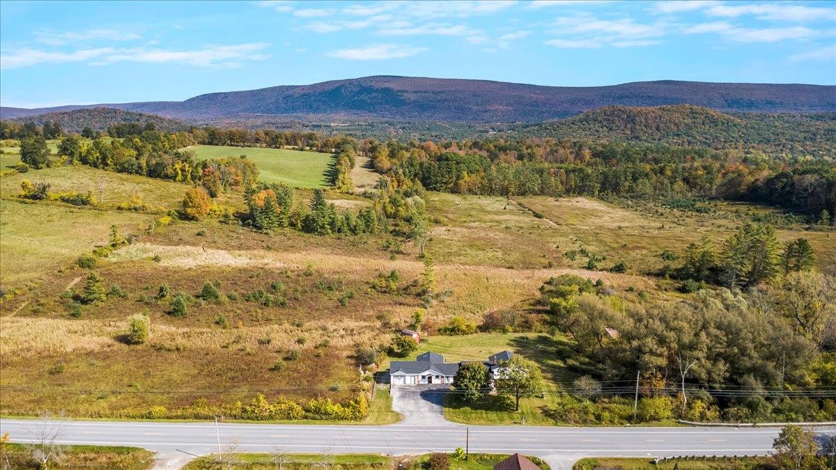 2842 Vermont Rte 7a Shaftsbury, VT 05262 - Photo 2 of 44 Gallery Image 2