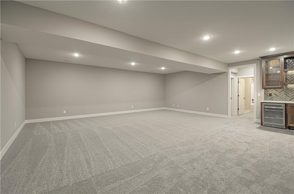 4628 Southwest Robinson Drive Lee's Summit, MO 64083 - Photo 29 of 39