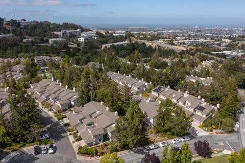 $1,488,000 | 6 Crippleridge Court, San Mateo, CA 94402