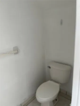 $2,300 | 8031 Northwest 8th Street, Unit 13, Miami, FL 33126