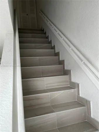 $2,300 | 8031 Northwest 8th Street, Unit 13, Miami, FL 33126