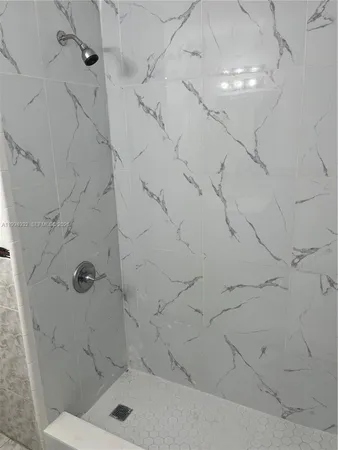 $2,300 | 8031 Northwest 8th Street, Unit 13, Miami, FL 33126