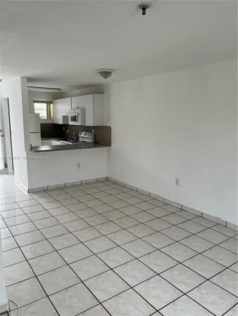 $2,300 | 8031 Northwest 8th Street, Unit 13, Miami, FL 33126
