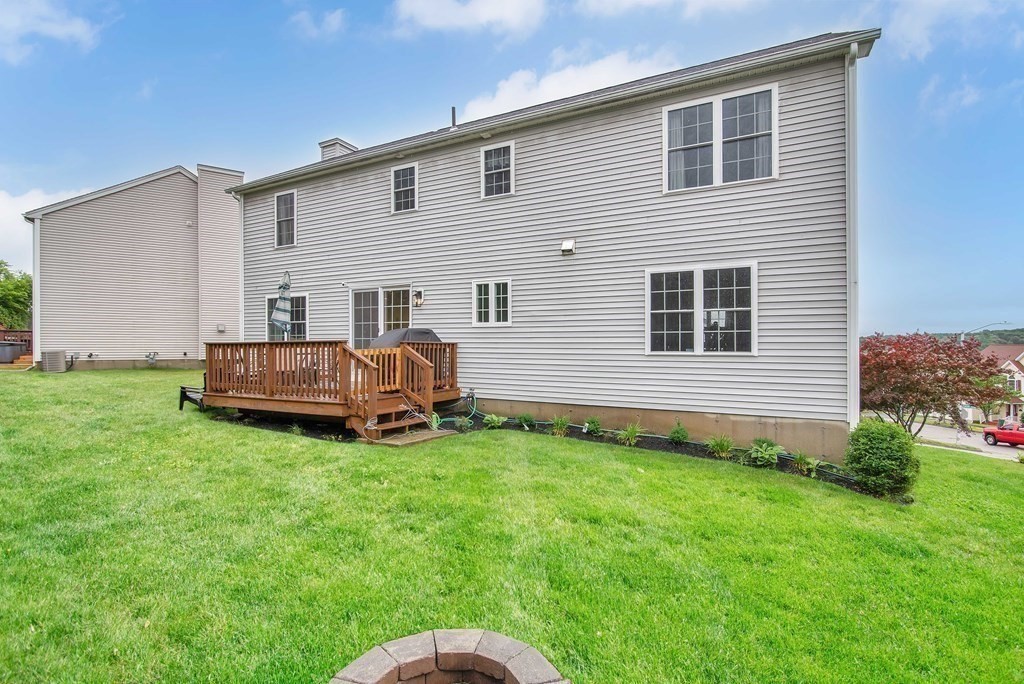 14 Navajo Road Worcester, MA 01606 - Photo 8 of 40 Gallery Image 8