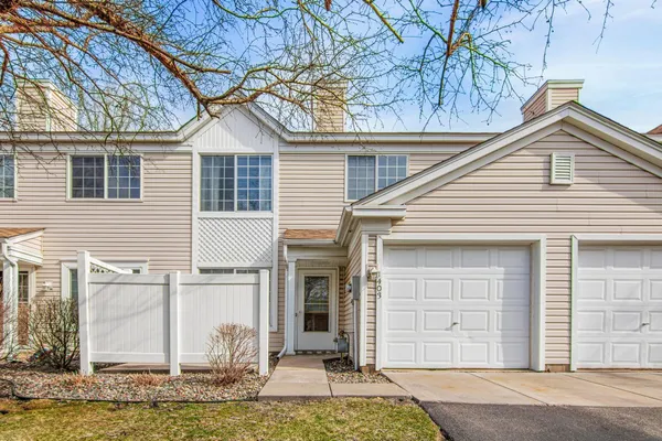 $218,000 | 12256 Killdeer Street Northwest, Unit 1403, Coon Rapids, MN 55448