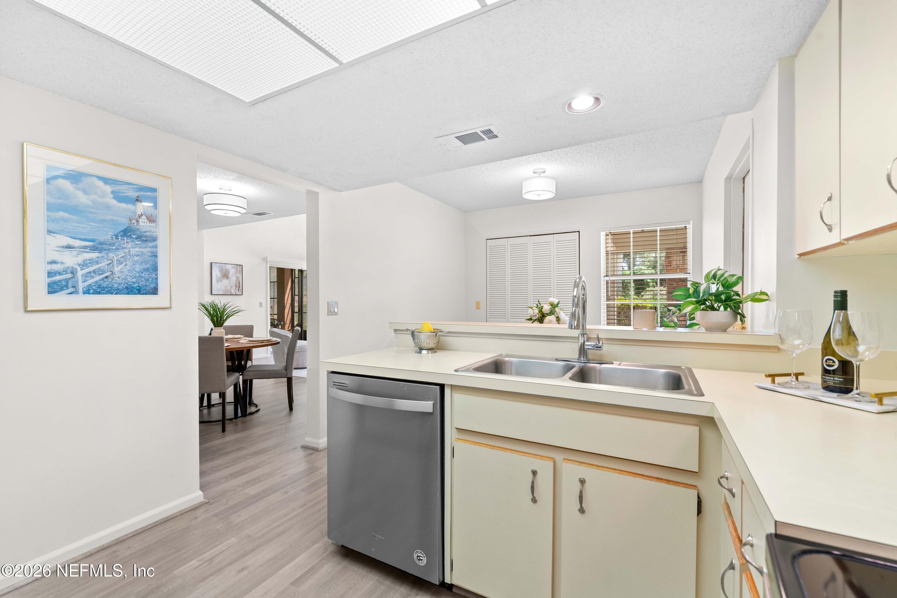 505 Tournament Road Ponte Vedra Beach, FL 32082 - Photo 17 of 50 Kitchen