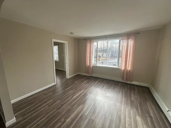 $2,400 | 73 Shores Street, Unit 1, Taunton, MA 02780